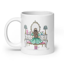 Emerald Elegance Vanity Brunette Mug